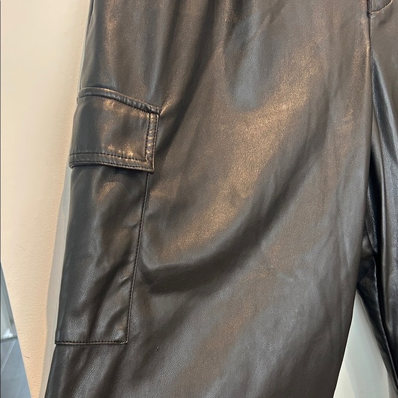 Rachel Zoe Faux Leather Cargo High Rise Straight Leg Pants Black Size XL - Picture 2 of 16